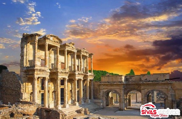 BAŞTAN SONA BÜYÜK EGE TURU